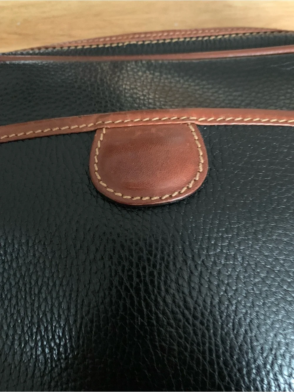 Vintage Coach Black and British Tan Crossbody